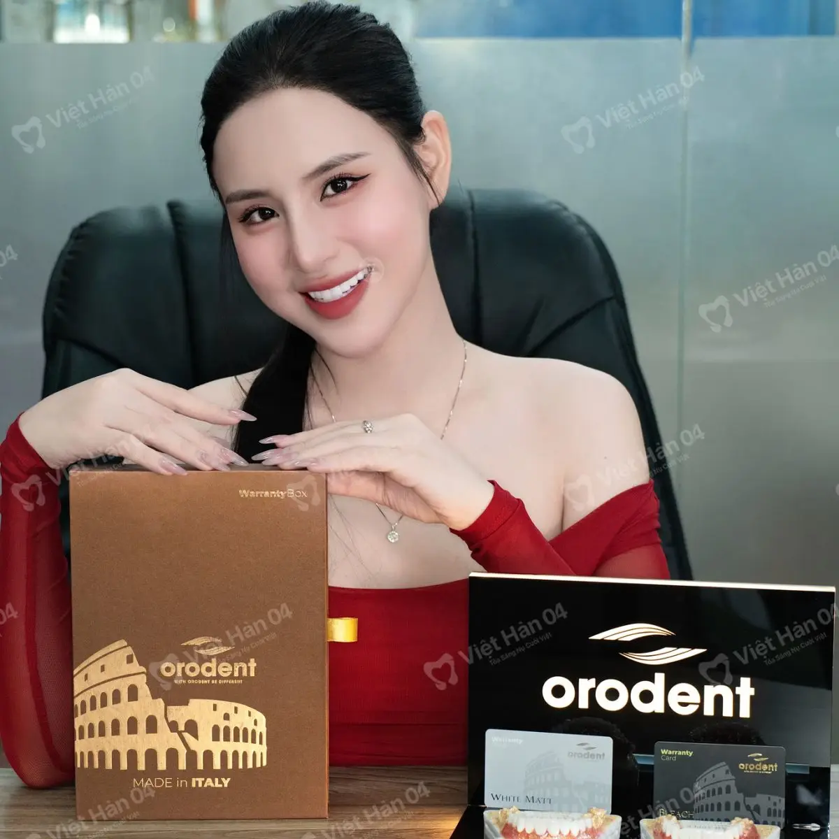 Ca sĩ NLy - Bọc 16 răng sứ Orodent Bleach
