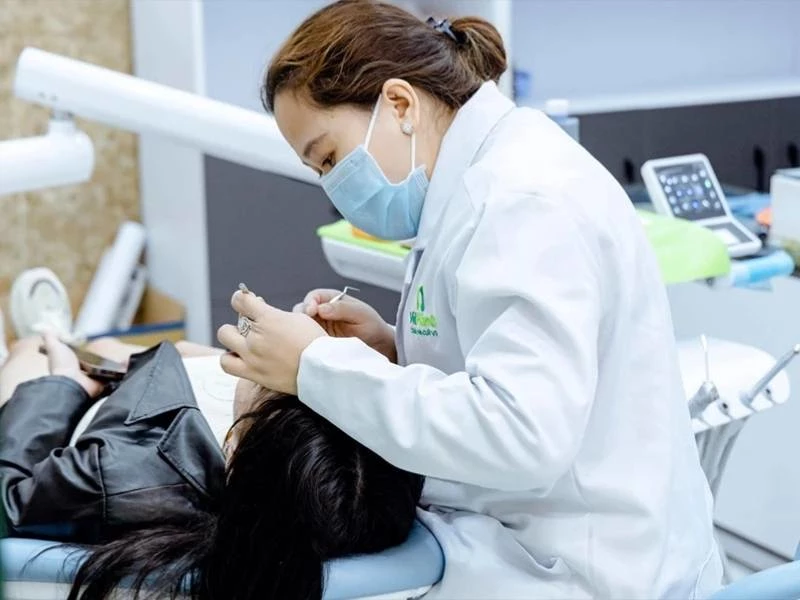 Nha khoa Việt Hàn 04 tự hào là địa chỉ trồng răng hiệu quả, an toàn và uy tín