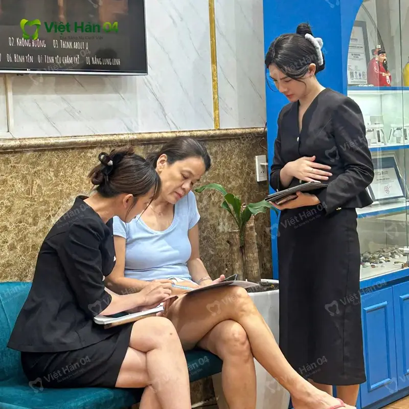 Tìm hiểu chi phí trồng răng Implant trước khi điều trị 